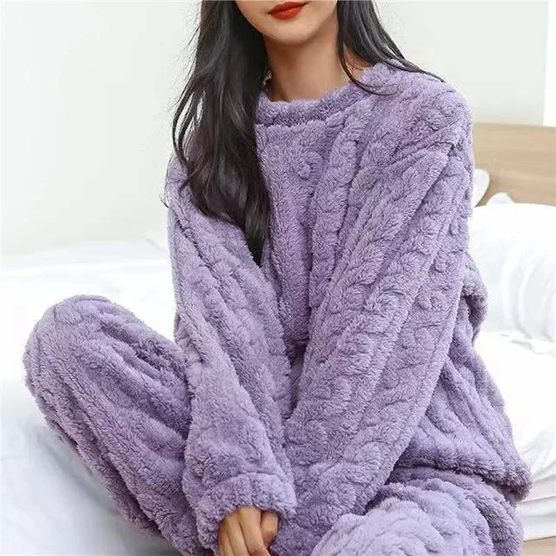 Women's 2025 pajamas set Winter Coral Velvet Homewear Fluffy O-neck leisure pajamas Velvet thickened two-piece loungewear set