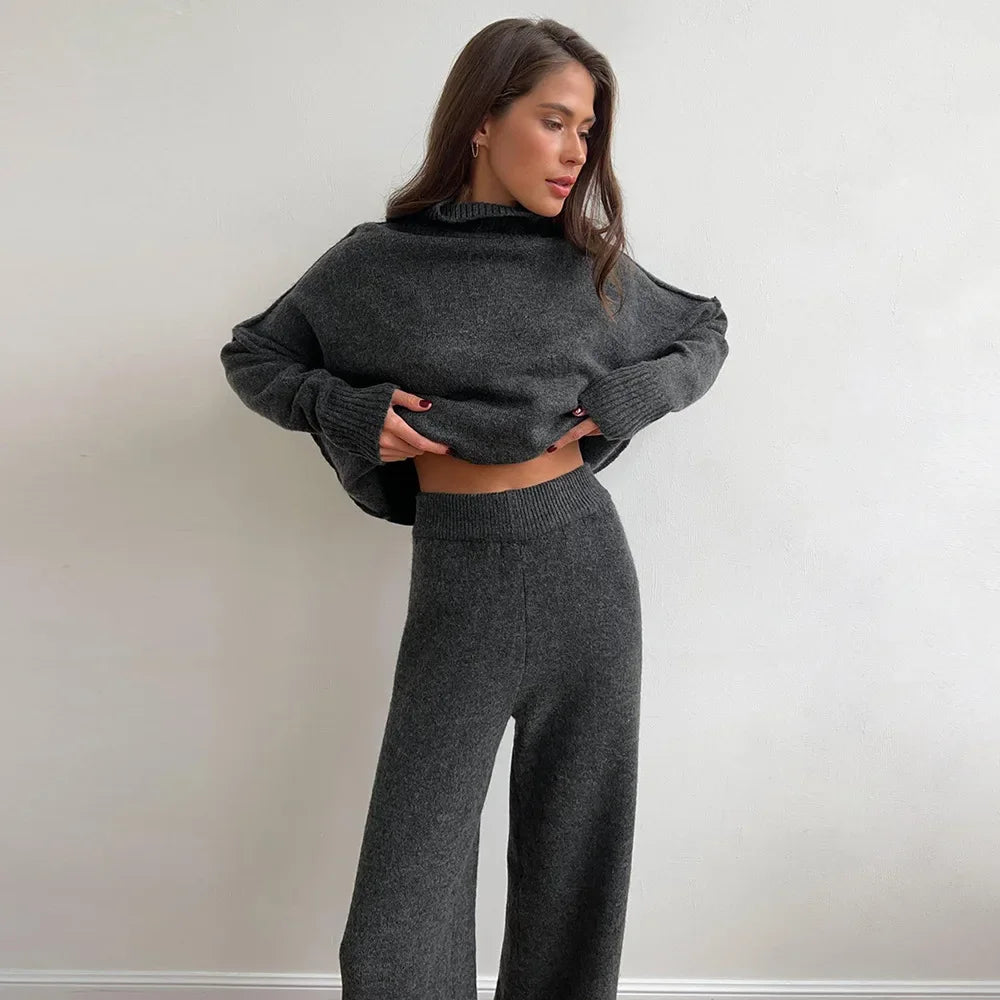 2025 turtleneck sweater set women's European, American autumn and winter new loose casual lazy thickened knitted trousers set